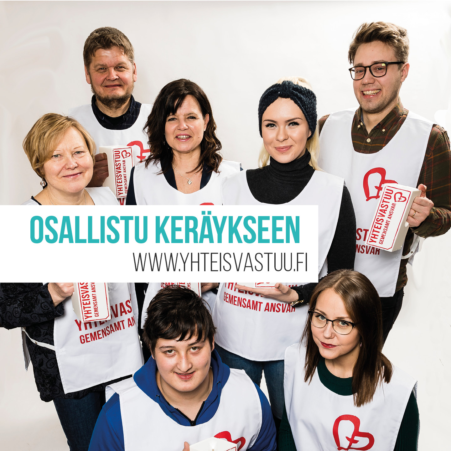 eri ikäisiä ihmisiä yhteisvastuulippaat kädessä