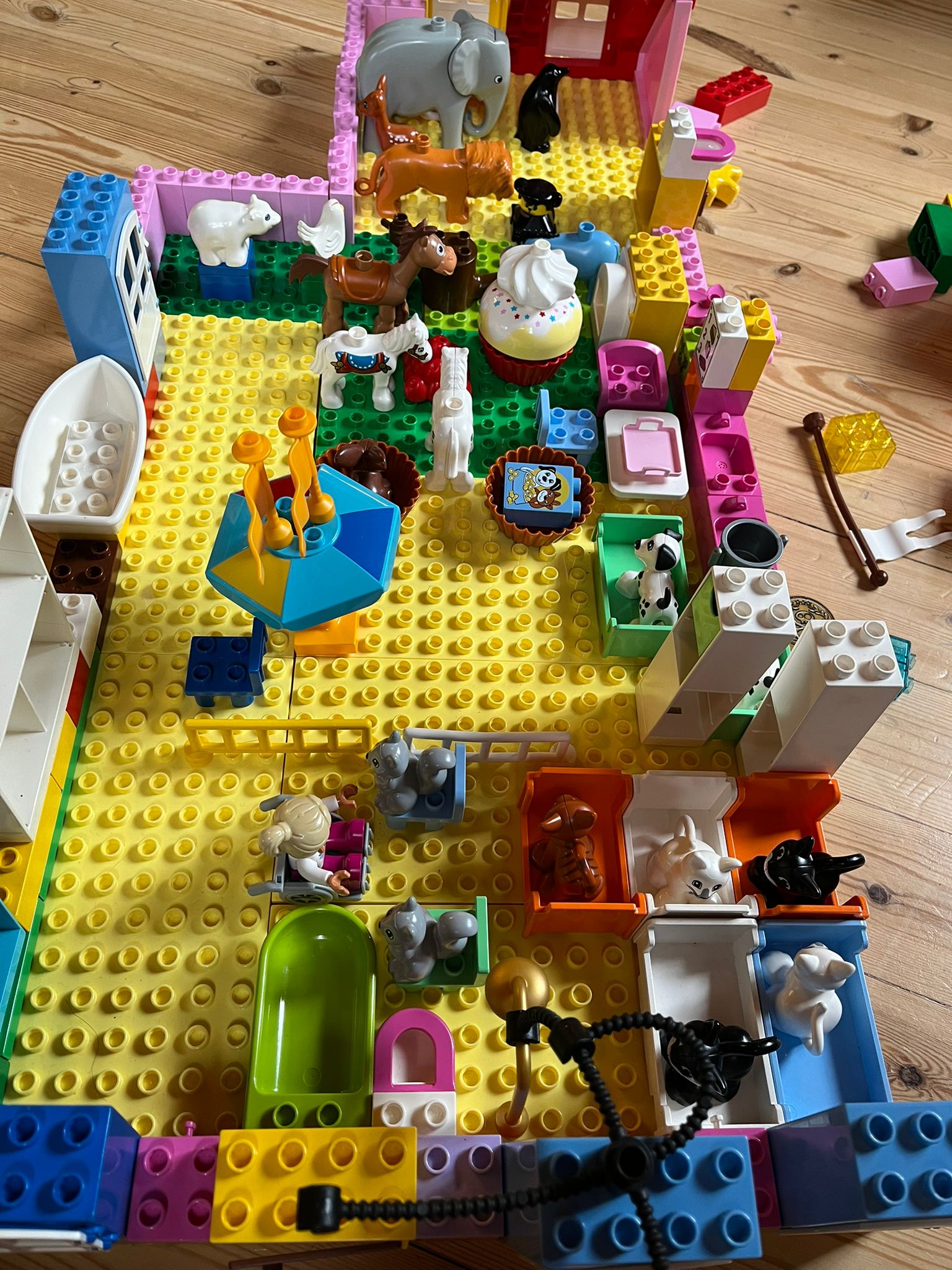 Kuva legoleikeistä.